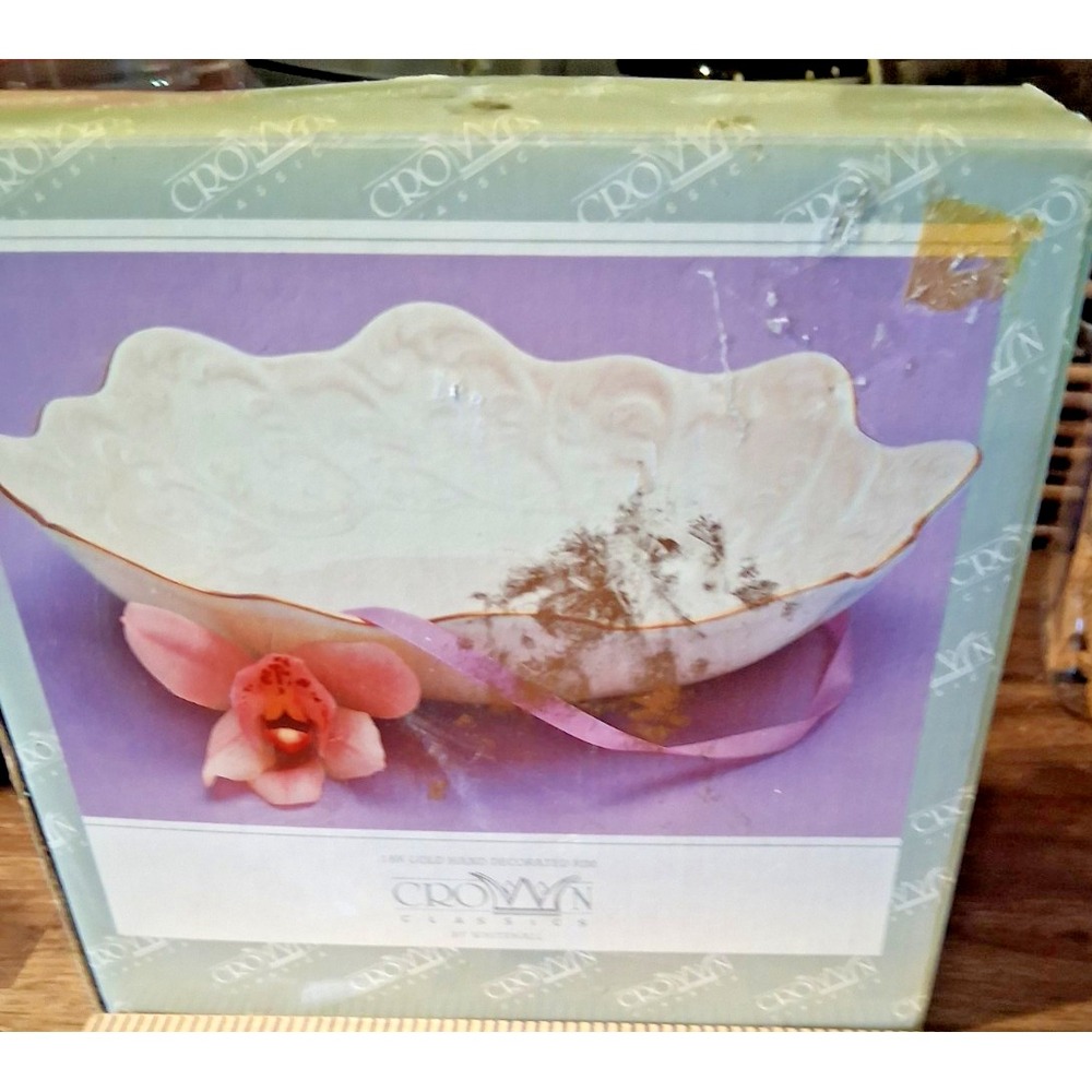 Crown Classics Whitehall No.10526 Porcelain Candy Dish 18K Gold Trim Ivory Japan